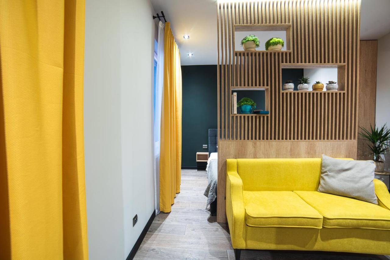 Luxury Apartments Petofi Uzhhorod Ngoại thất bức ảnh
