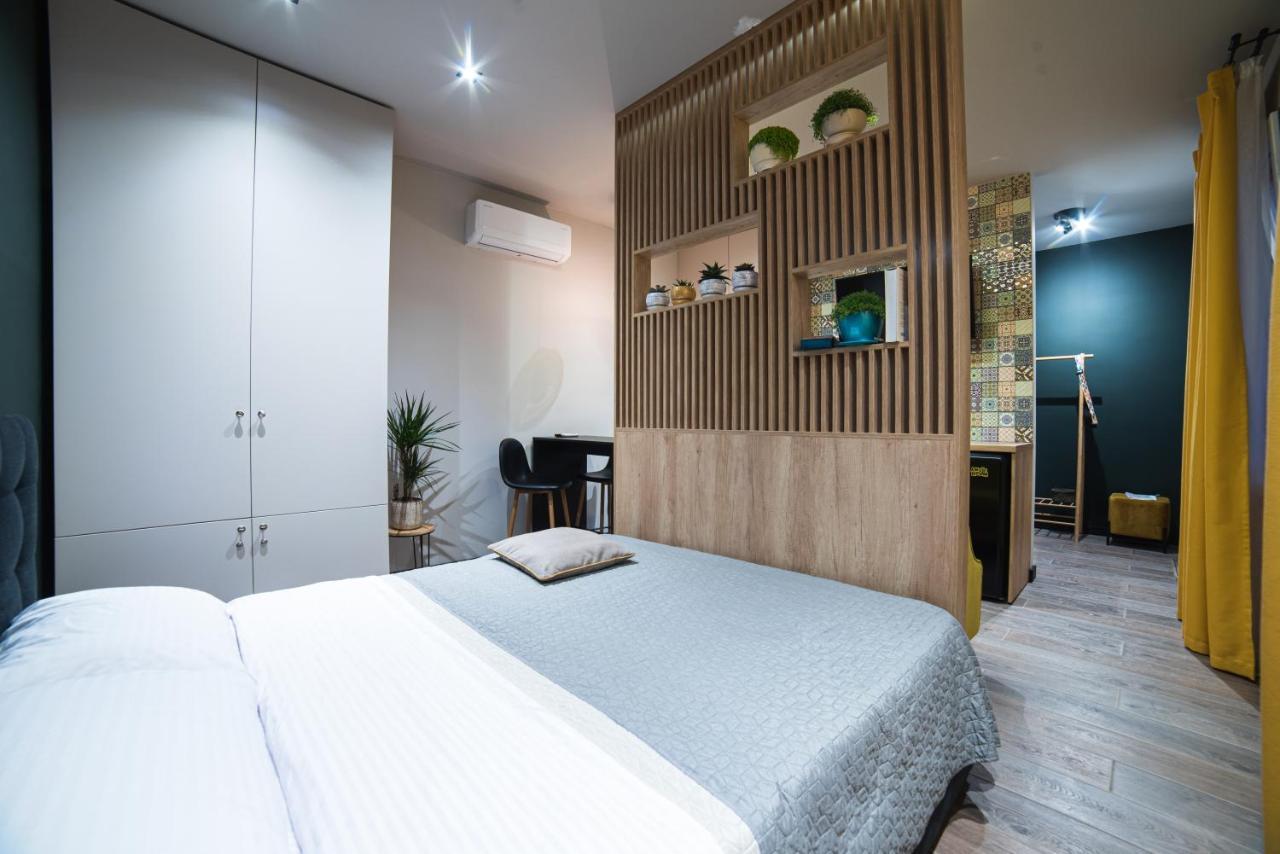 Luxury Apartments Petofi Uzhhorod Ngoại thất bức ảnh