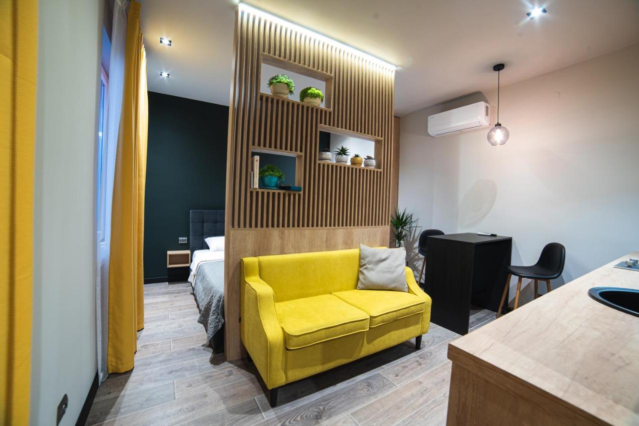 Luxury Apartments Petofi Uzhhorod Ngoại thất bức ảnh