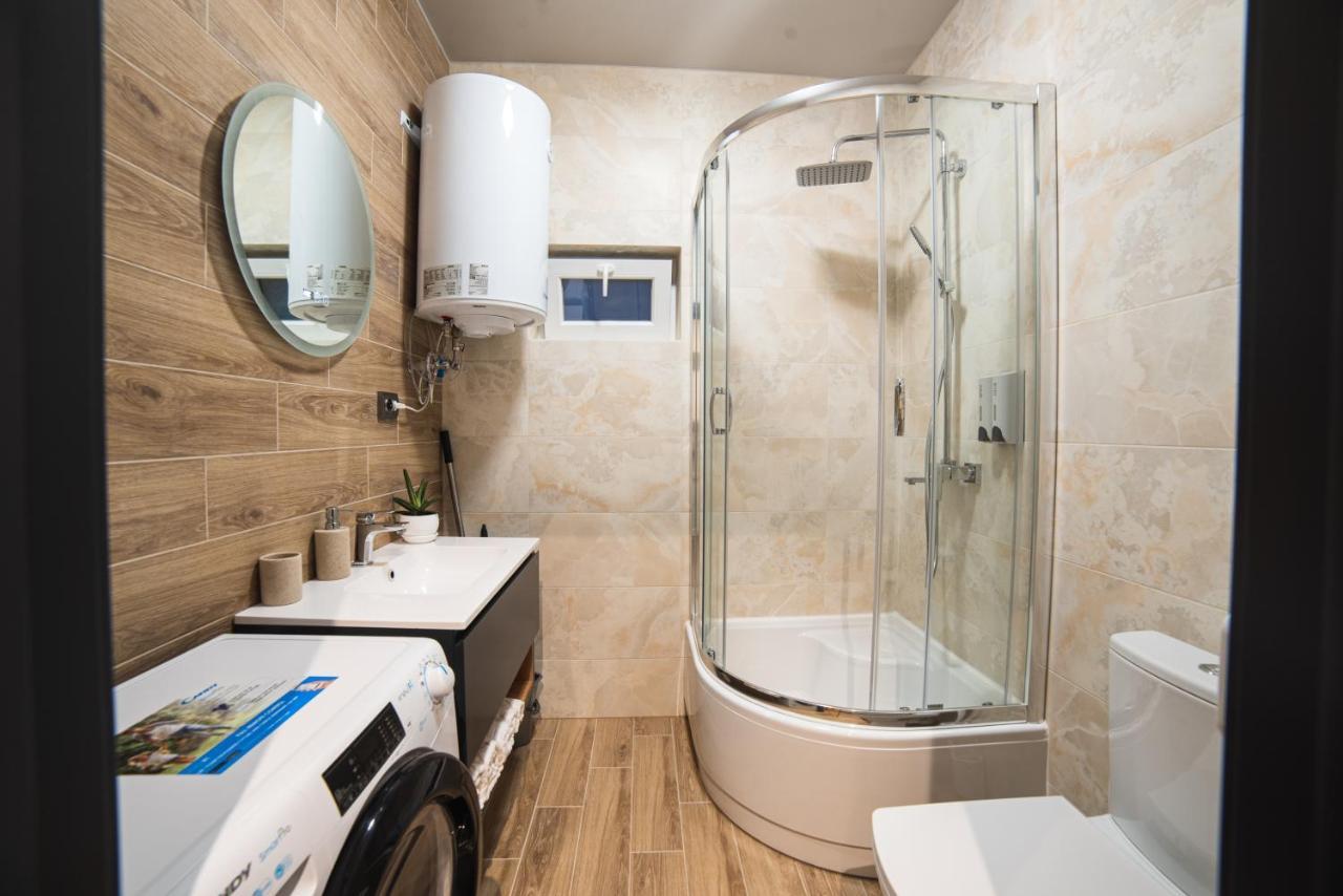 Luxury Apartments Petofi Uzhhorod Ngoại thất bức ảnh